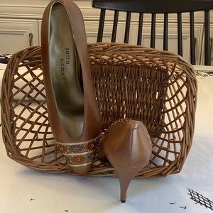 Sacra London Leather Pumps